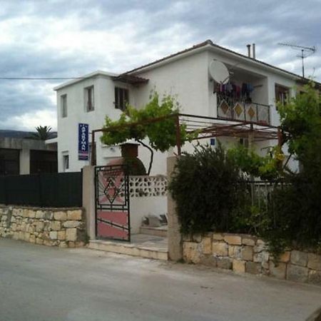 Apartment Nehaj Kastela Luaran gambar