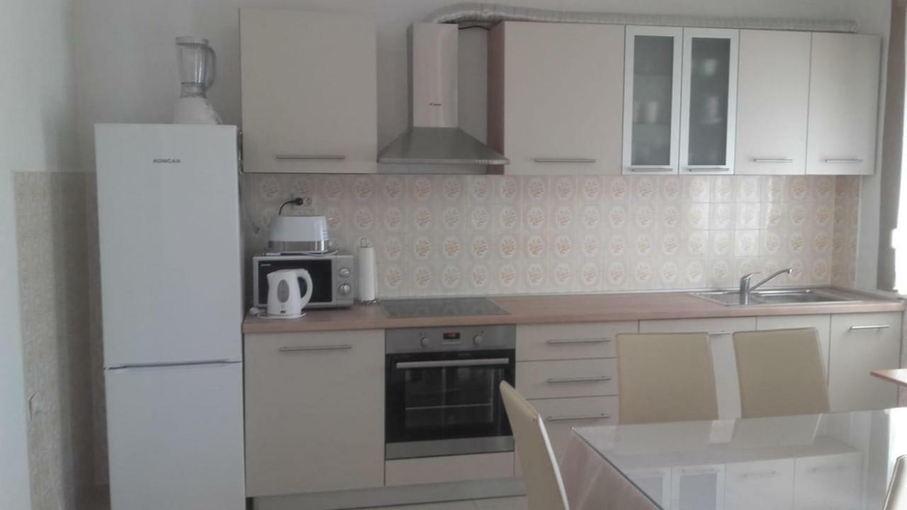 Apartment Nehaj Kastela Luaran gambar