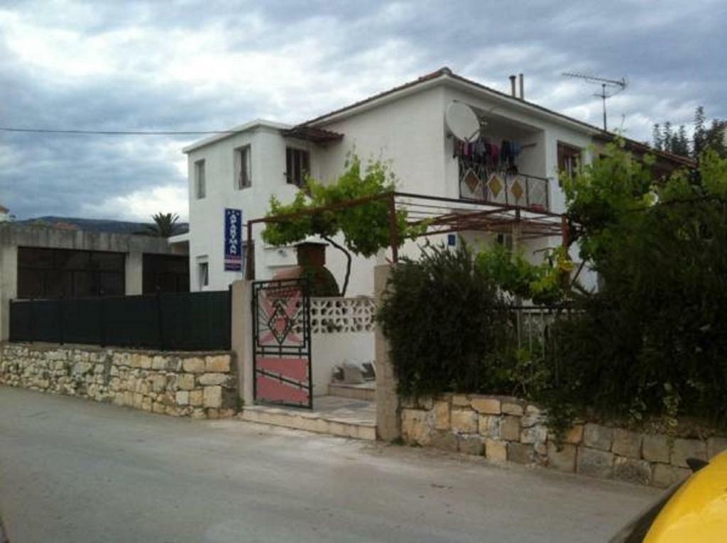 Apartment Nehaj Kastela Luaran gambar