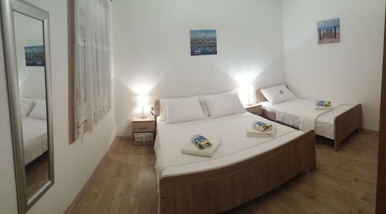 Apartment Nehaj Kastela Luaran gambar